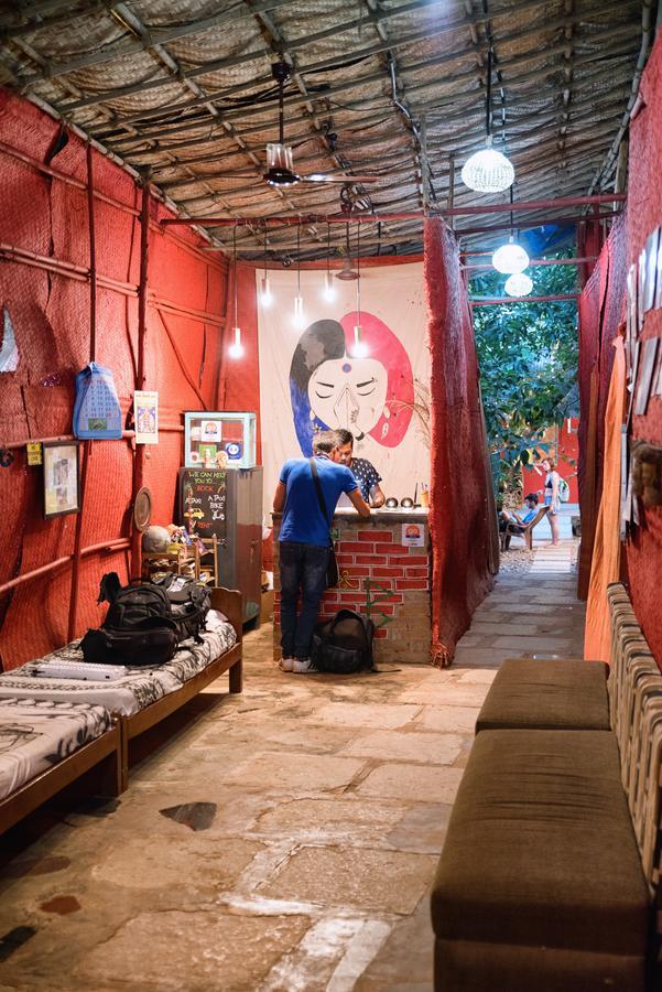 Bricks And Bamboo Hostel Anjuna Buitenkant foto